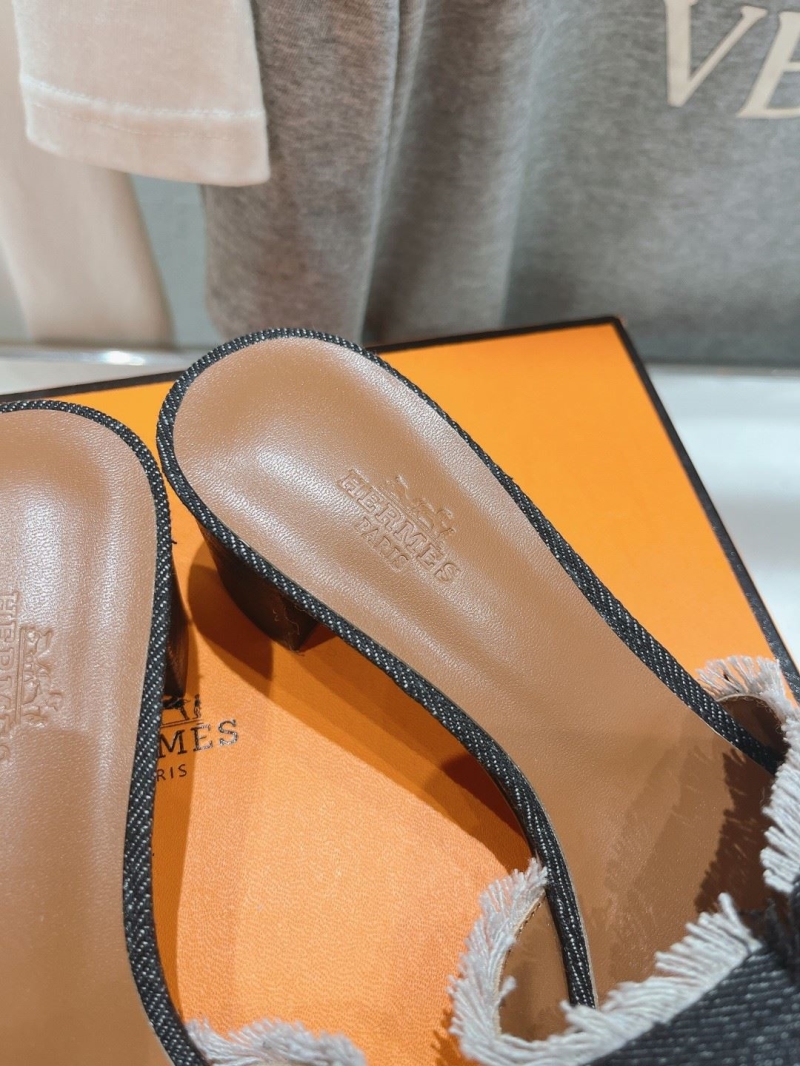 Hermes Slippers